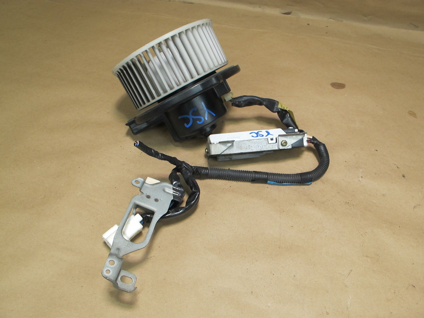 92-00 Lexus UZZ30 SC400 SC300 A/C Heater Blower Motor Fan w Resistor OEM