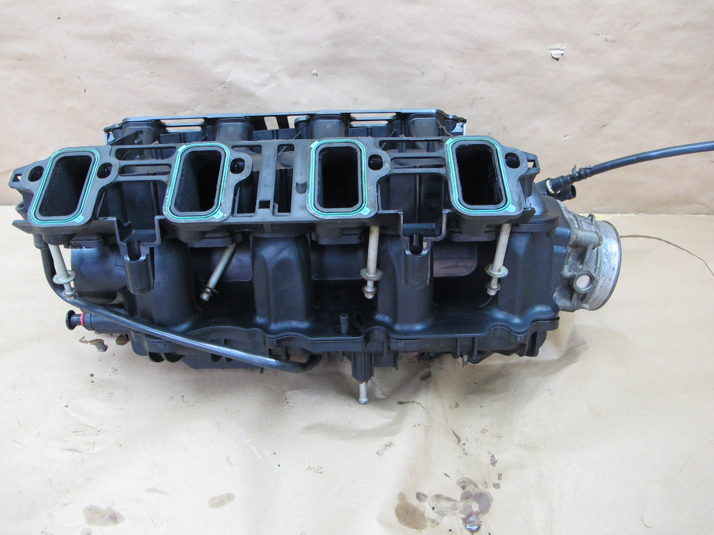 2008-2009 Hummer H2 6.2L V8 Engine Motor Air Intake Manifold W/ Throttle Body