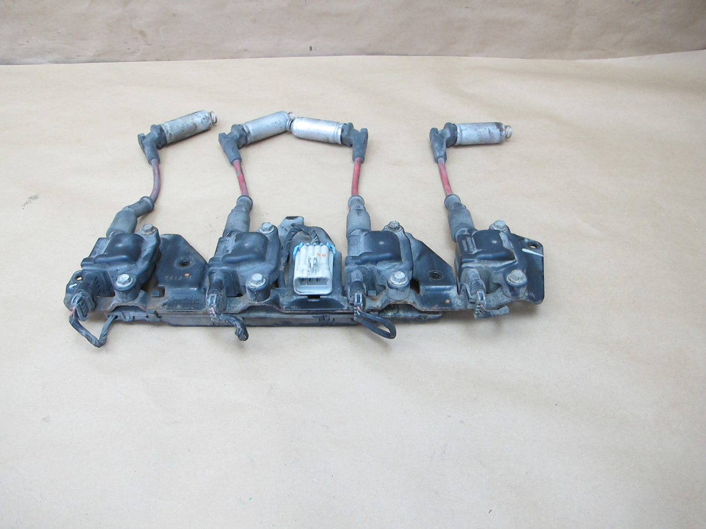 2008-2009 Hummer H2 6.2L V8 Engine Motor Ignition Coil Pack Assembly Set