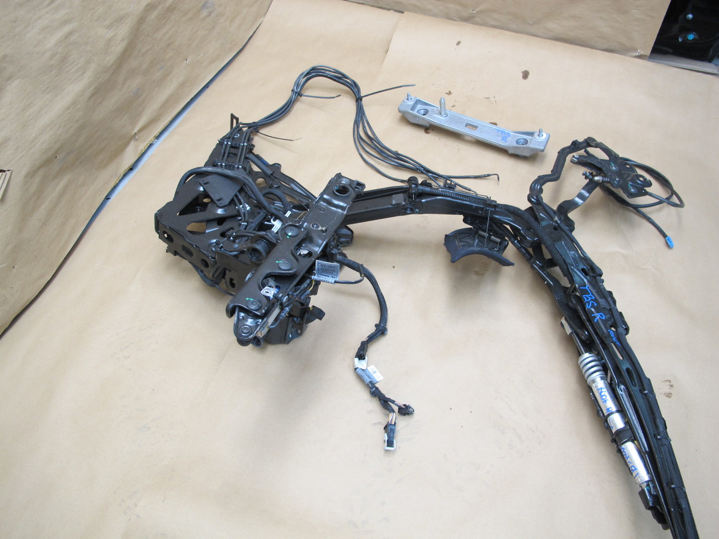 07-13 BMW E93 Convertible Set of 2 TOP Roof Left & Right Hinge Cylinder OEM