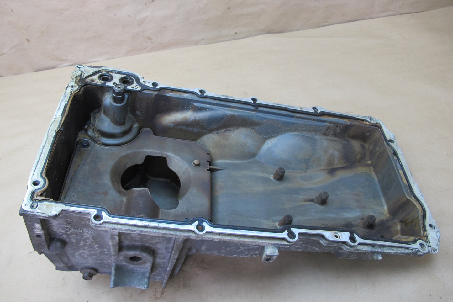 2008-2009 Hummer H2 6.2L V8 Engine Motor Lower Oil Pan