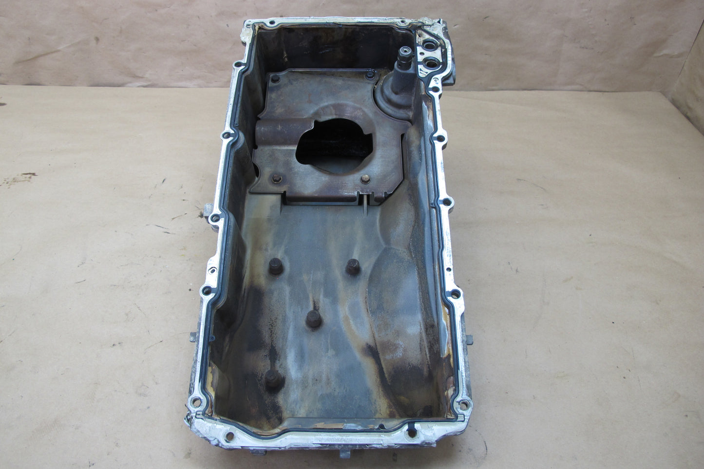 2008-2009 Hummer H2 6.2L V8 Engine Motor Lower Oil Pan