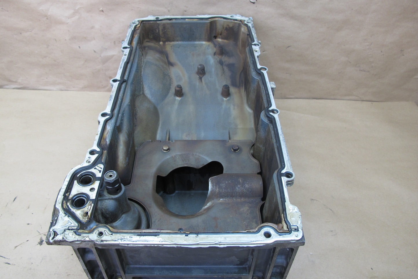 2008-2009 Hummer H2 6.2L V8 Engine Motor Lower Oil Pan