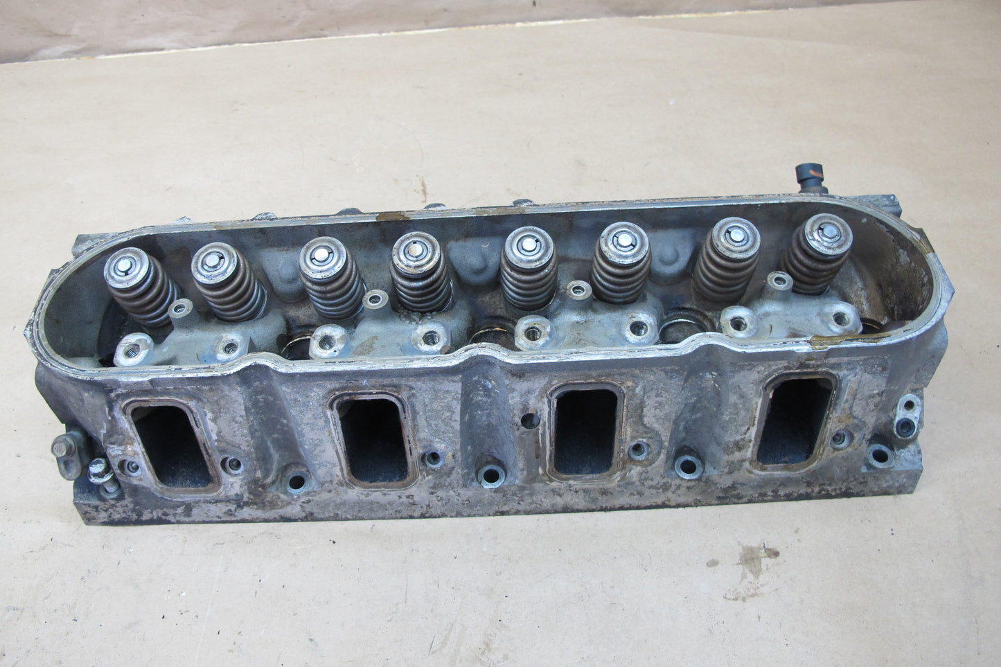 2008-2009 Hummer H2 6.2L V8 Engine Motor Left Side Cylinder Head