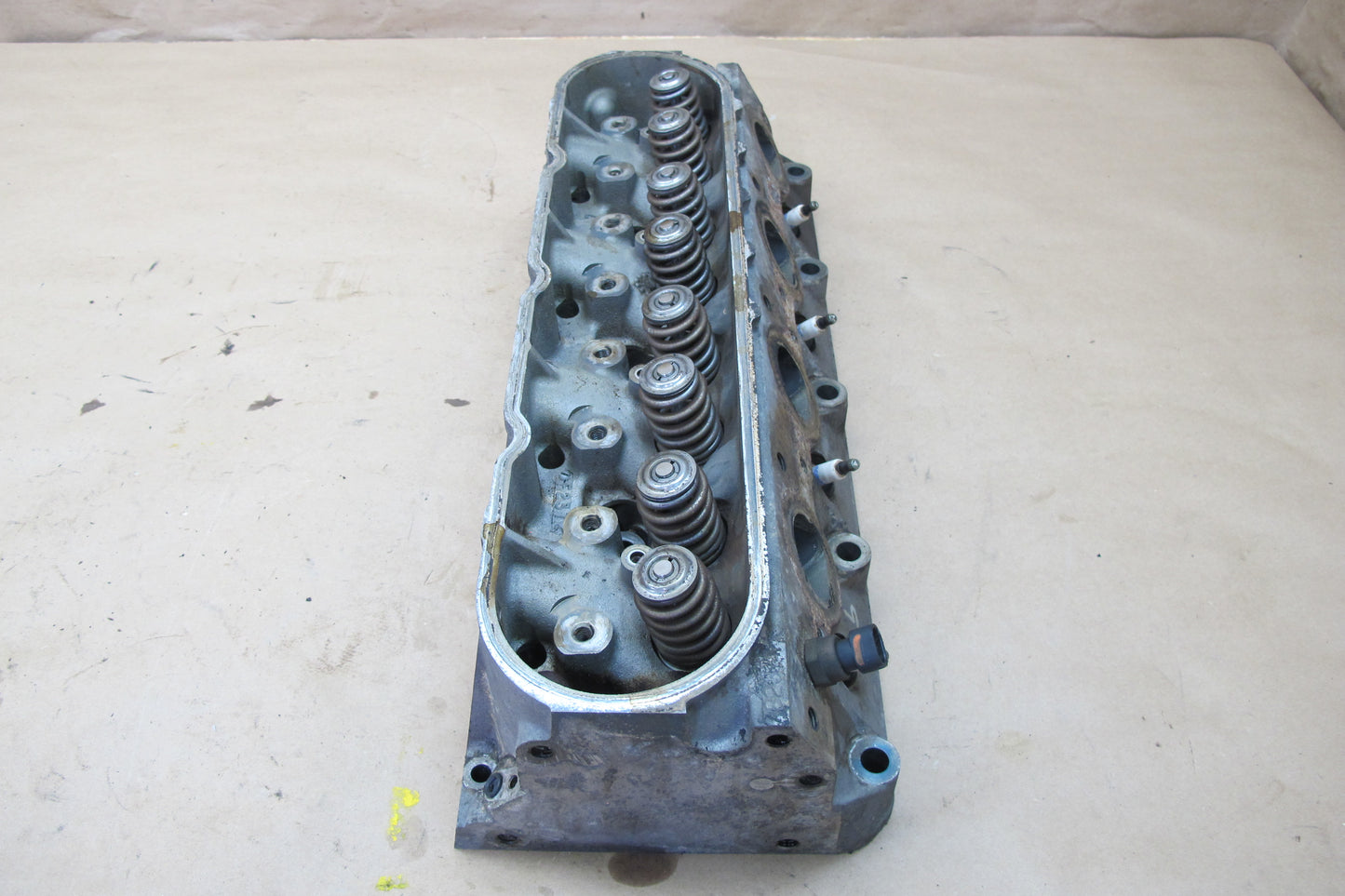 2008-2009 Hummer H2 6.2L V8 Engine Motor Left Side Cylinder Head