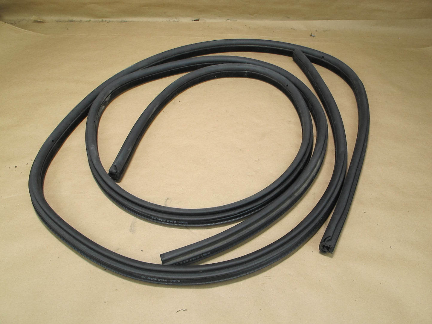 08-13 BMW E93 Convertible Windshield & Door Weatherstrip Rubber Seal Set OEM