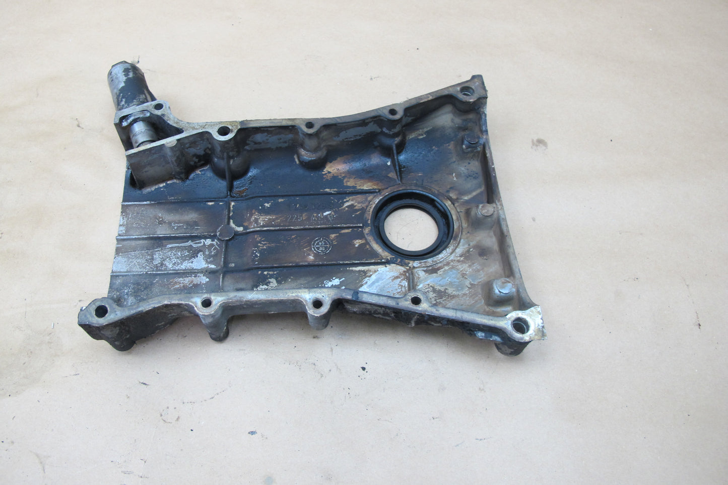 77-89 BMW E24 E23 E28 M30 Engine Front Lower Timing Chain Cover 12500289 OEM