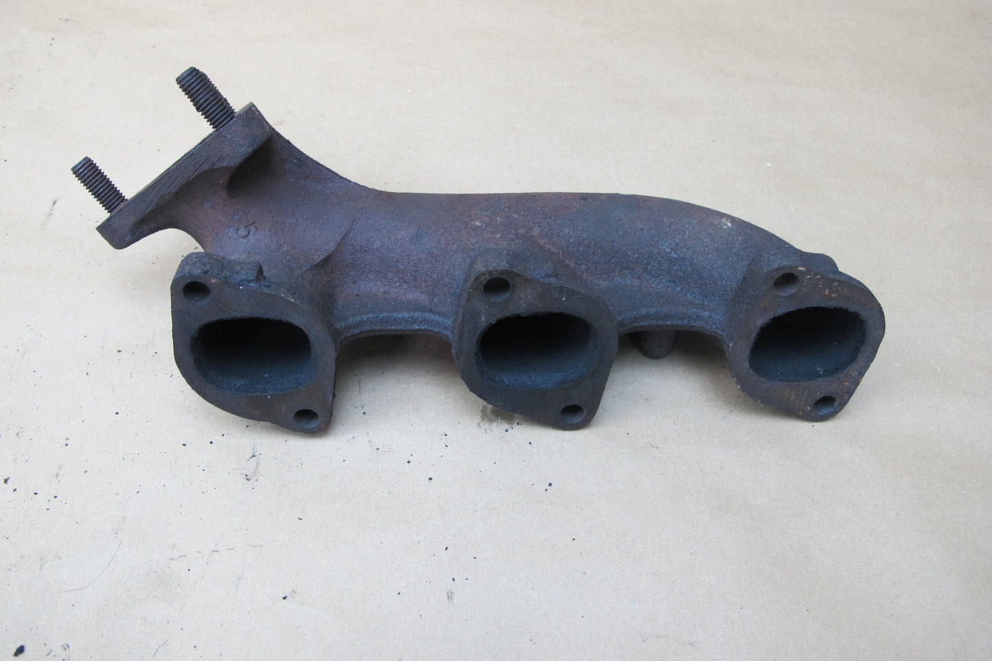 81-87 BMW E24 E23 E28 M30 Set of 2 Engine Exhaust Manifold 1274808 OEM