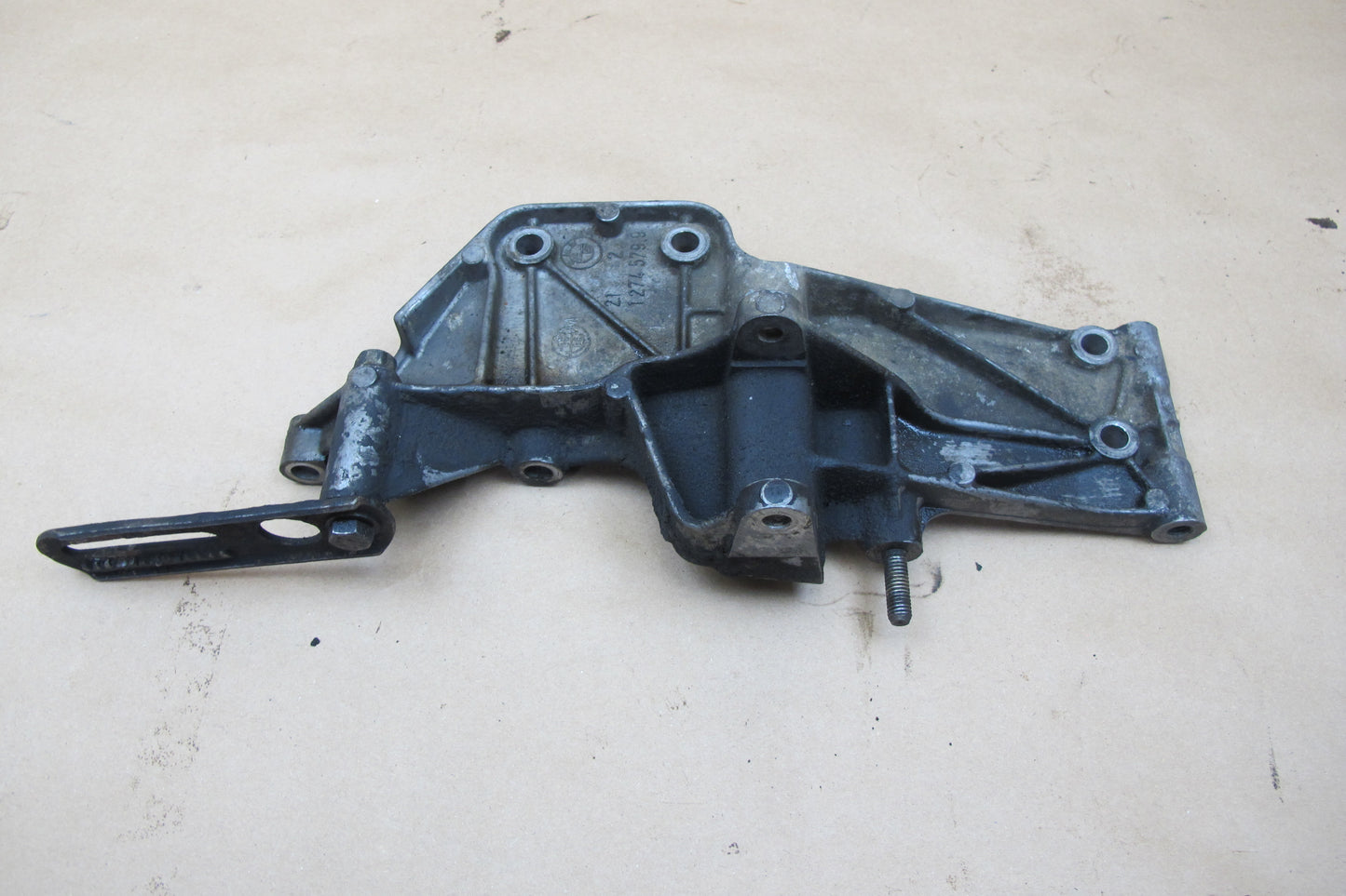 86-89 BMW E24 E23 E28 M30 Alternator Generator Mount Bracket Support OEM