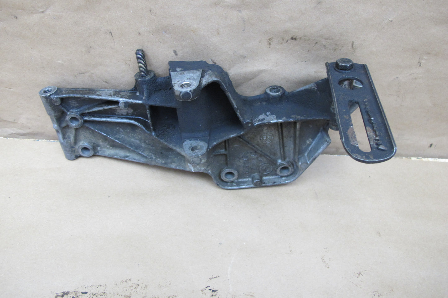 86-89 BMW E24 E23 E28 M30 Alternator Generator Mount Bracket Support OEM