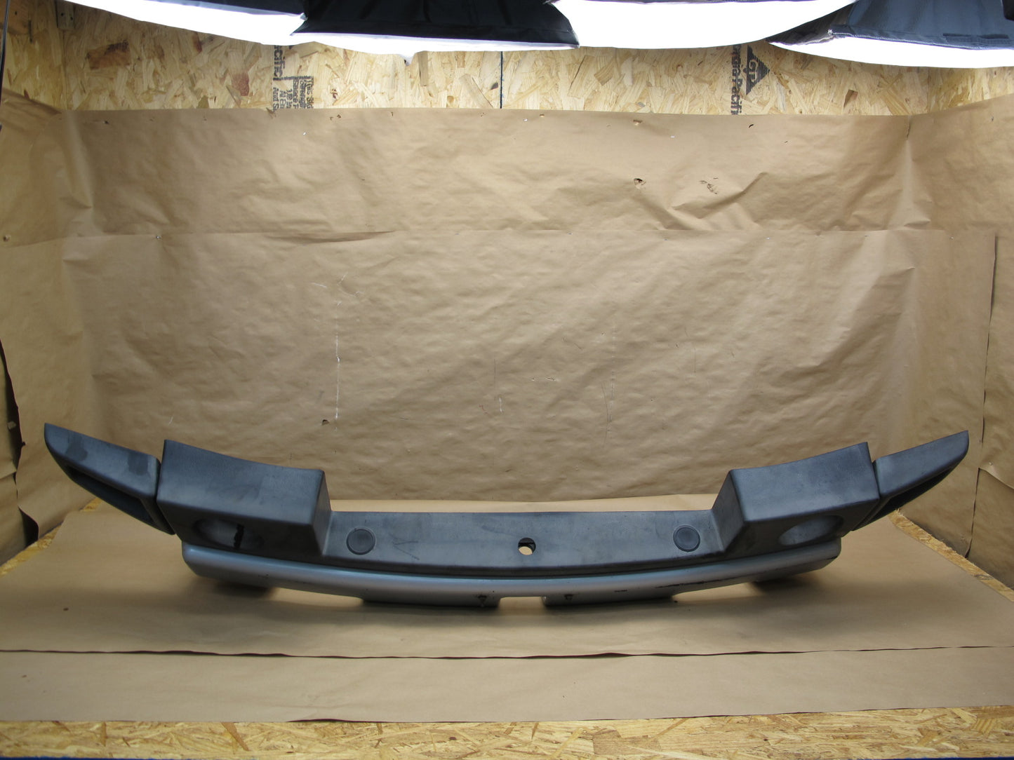 2003-2009 Hummer H2 Front Bumper Panel Cover Assembly