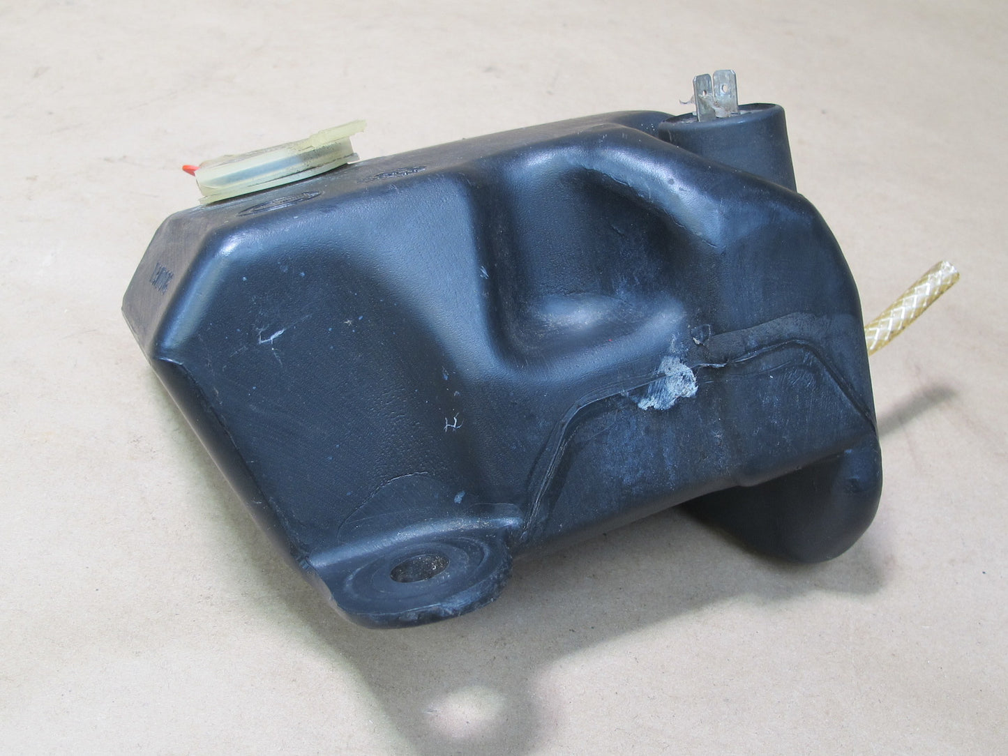 83-89 BMW E24 6-SERIES Windshield Washer Fluid Reservoir Tank w Pump OEM