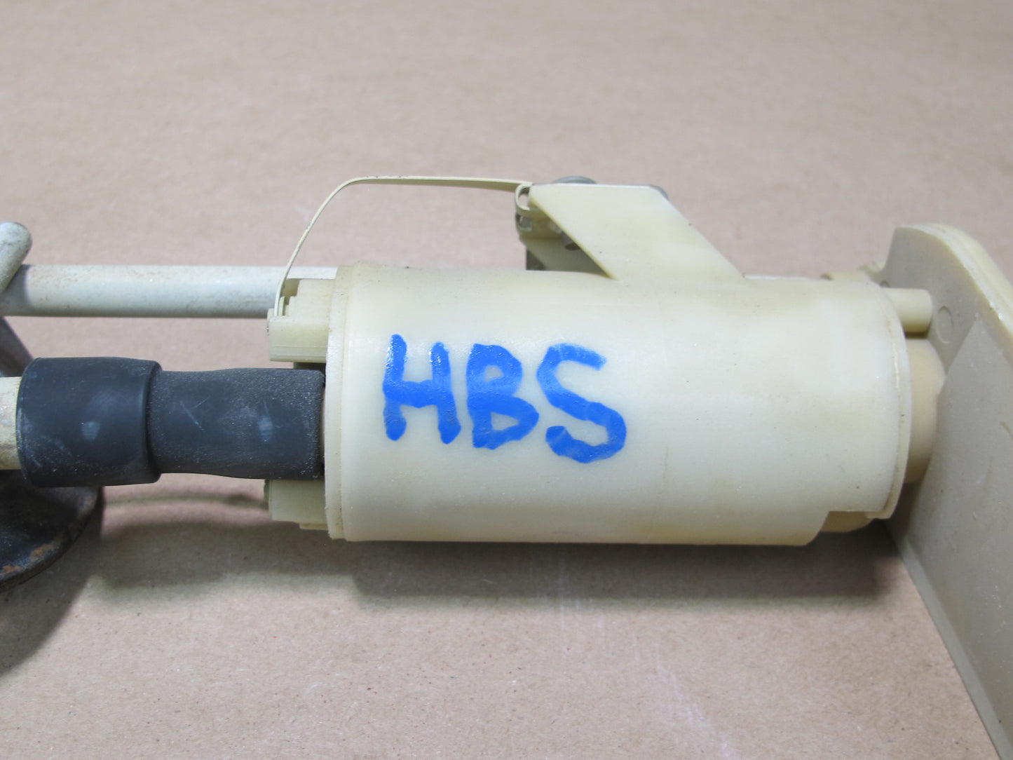 86-89 BMW E24 E28 M30 Engine Fuel Gas Pump OEM