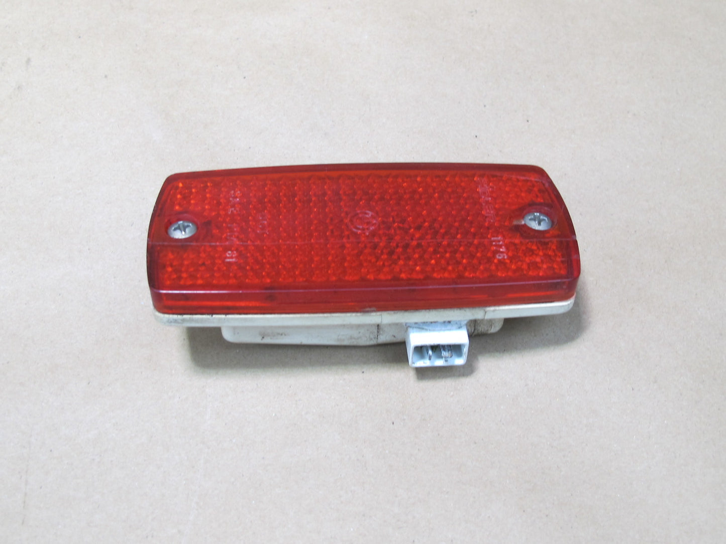 82-88 BMW E24 6-SERIES Set of 2 Rear Side Marker Light Lamp 1364175 OEM