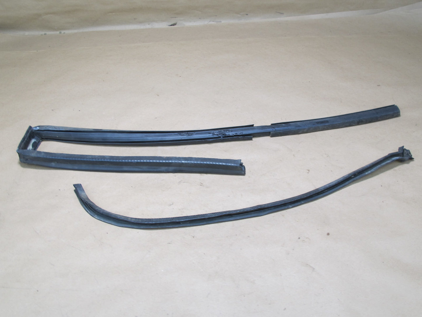 1988 VW MK1 Cabriolet Left & Right Door Header Upper Weatherstrip Seal Set OEM