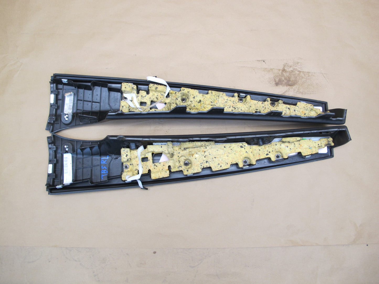 08-13 BMW E93 Convertible Set of 2 Rear Lateral Trim Cover Panel OEM