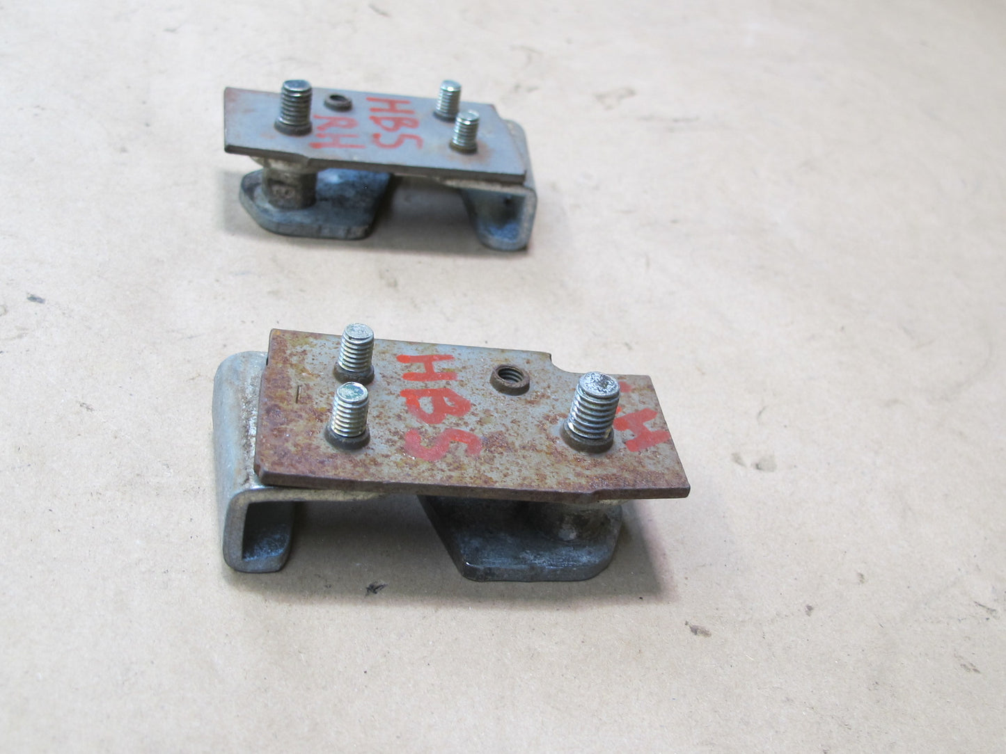 82-89 BMW E24 E28 Set of 2 Front Left & Right Door Latch Striker OEM