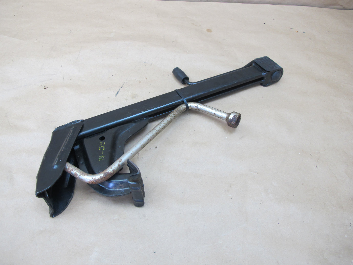 77-89 BMW E24 6-SERIES Emergency Spare Tire Lift Jack w Wrench Tool OEM