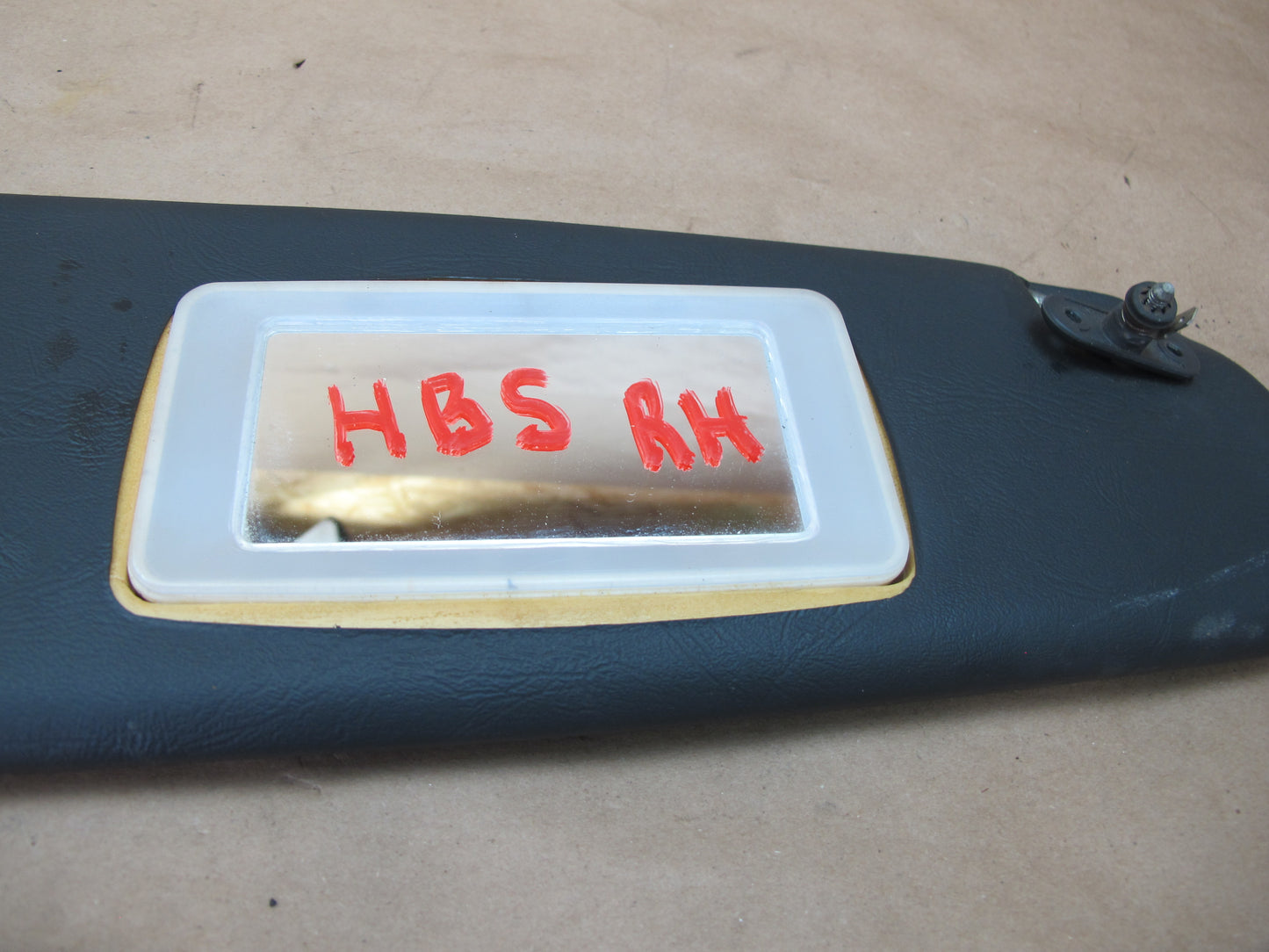 83-89 BMW E24 6-SERIES Set of 2 Front Left & Right Sun Visor w Mirror OEM