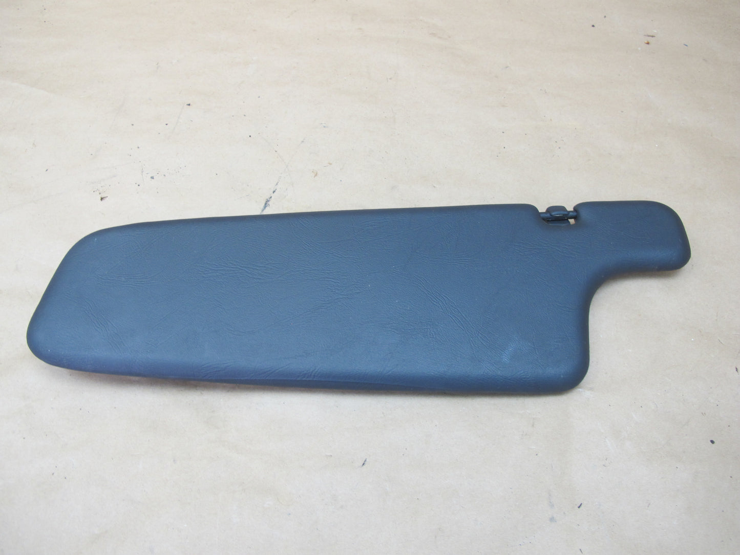 83-89 BMW E24 6-SERIES Set of 2 Front Left & Right Sun Visor w Mirror OEM