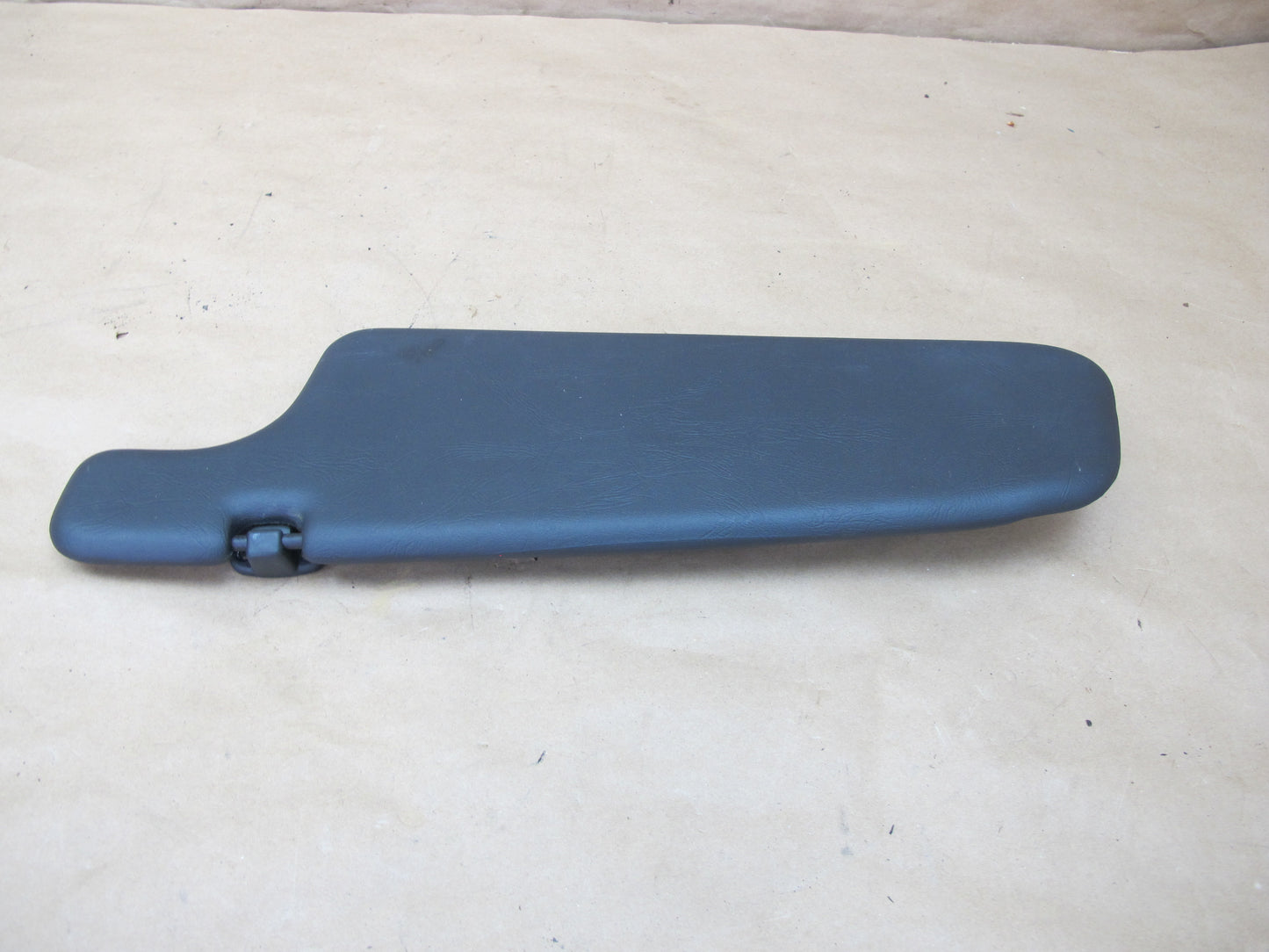 83-89 BMW E24 6-SERIES Set of 2 Front Left & Right Sun Visor w Mirror OEM