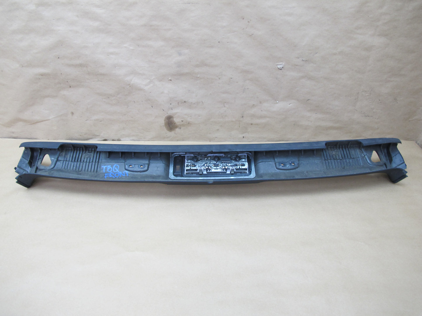 01-06 BMW E46 Convertible Front Upper Headliner Trim Panel w Dome Light OEM