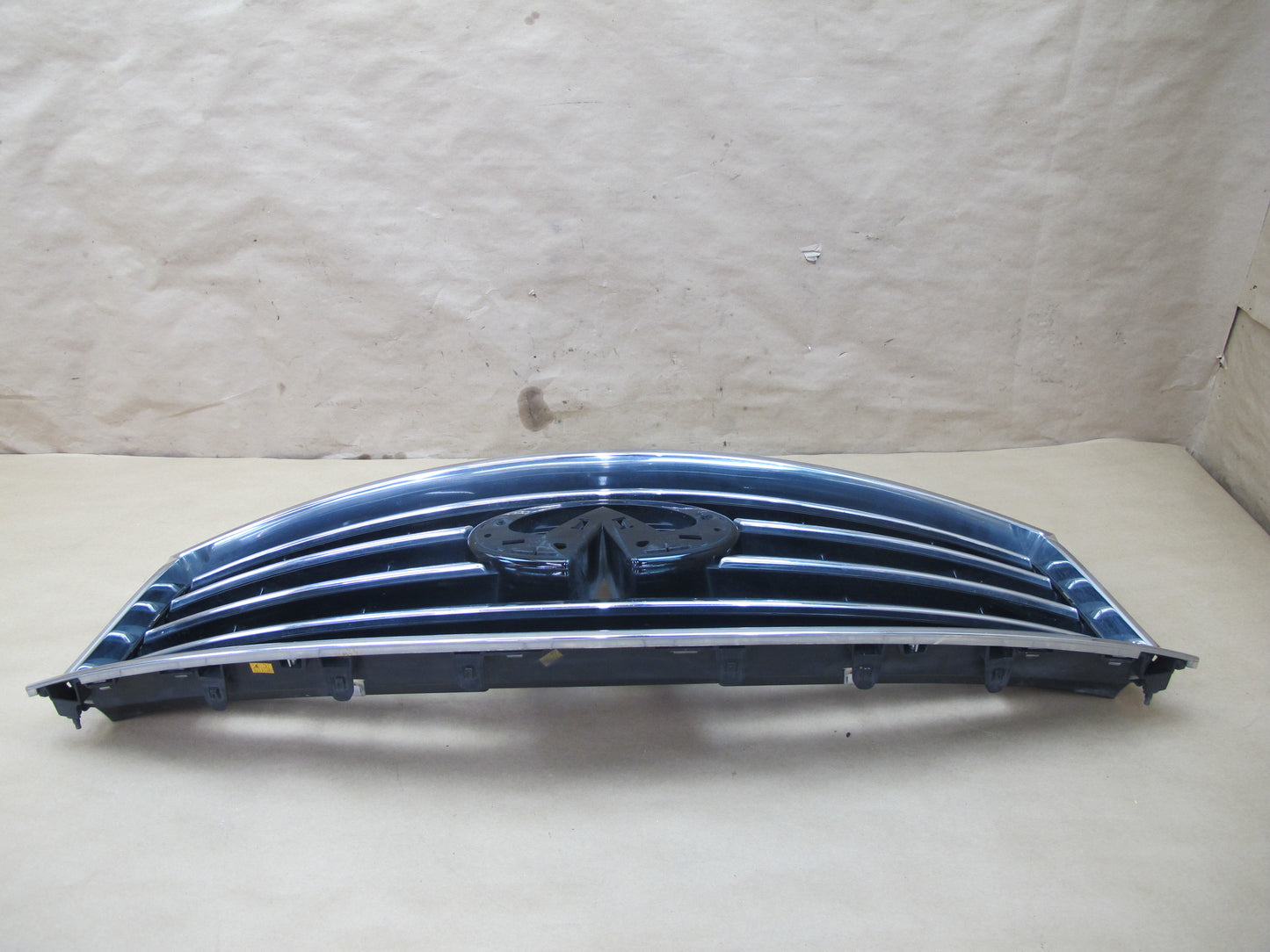 2014-2015 Infiniti QX60 2.5L Hybrid Front Bumper Chrome Grille 62310-3JV0B