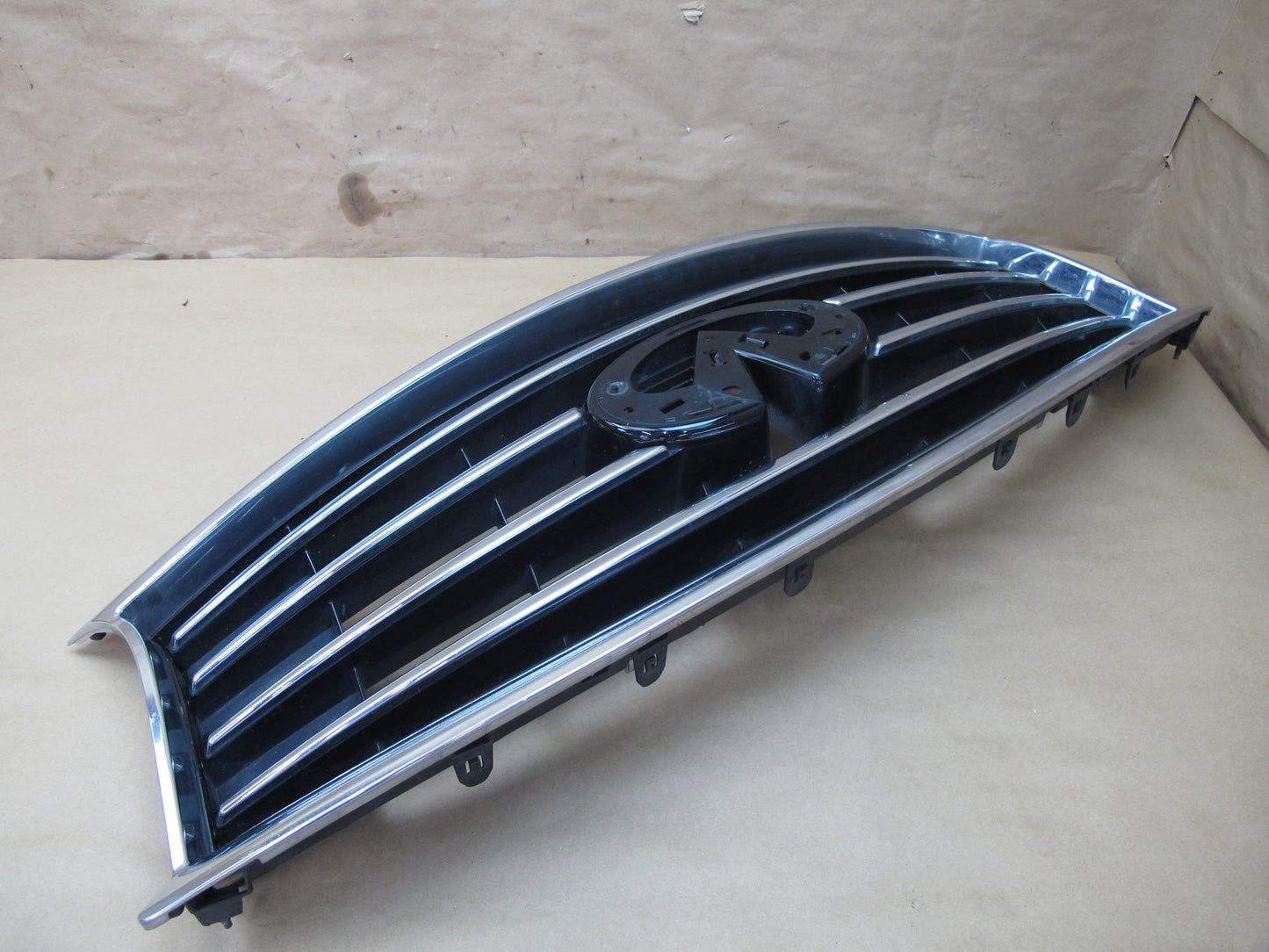 2014-2015 Infiniti QX60 2.5L Hybrid Front Bumper Chrome Grille 62310-3JV0B