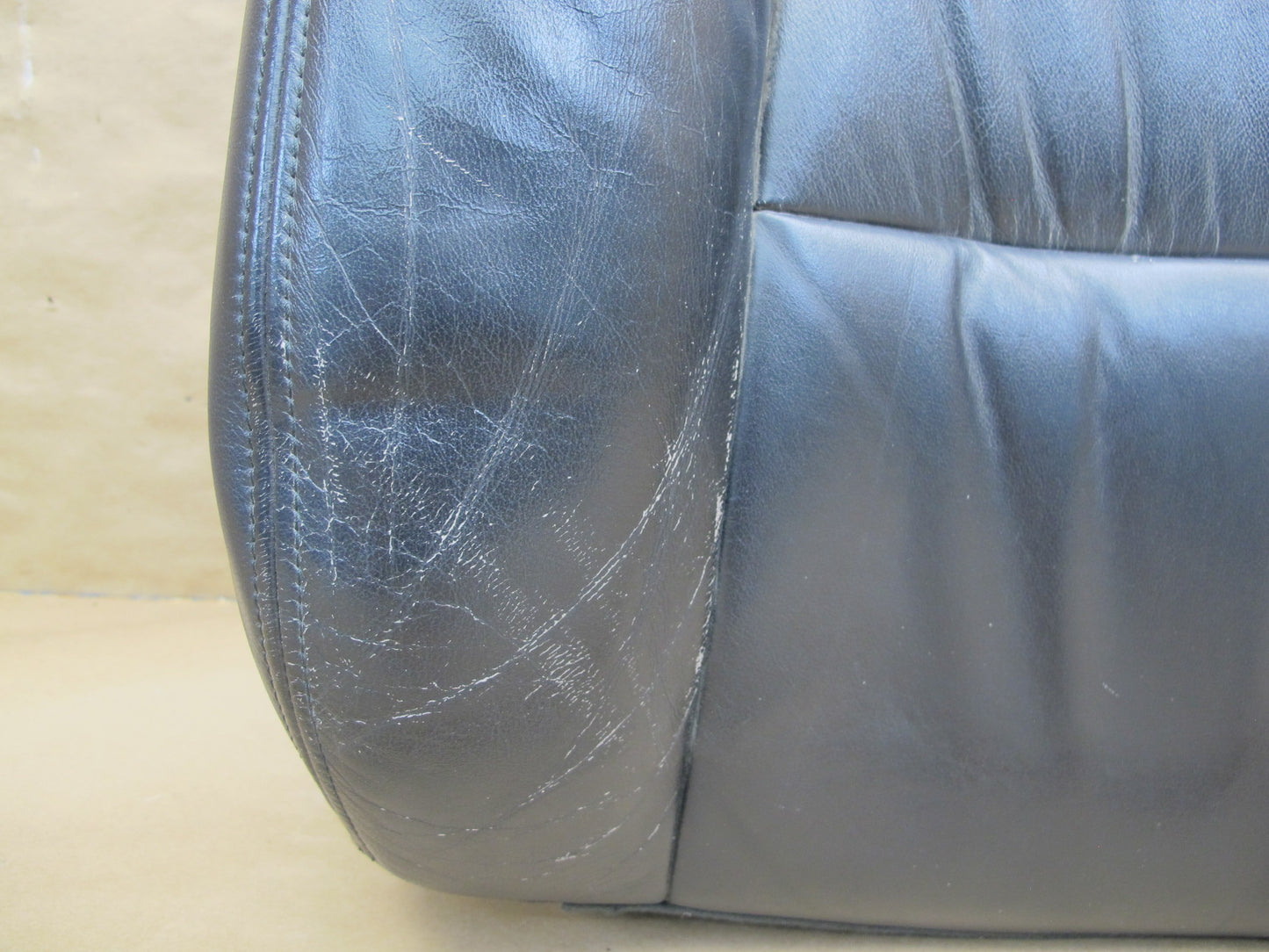 98-00 Lexus LS400 UCF20 Front Right Seat Upper Backrest Leather Cushion OEM