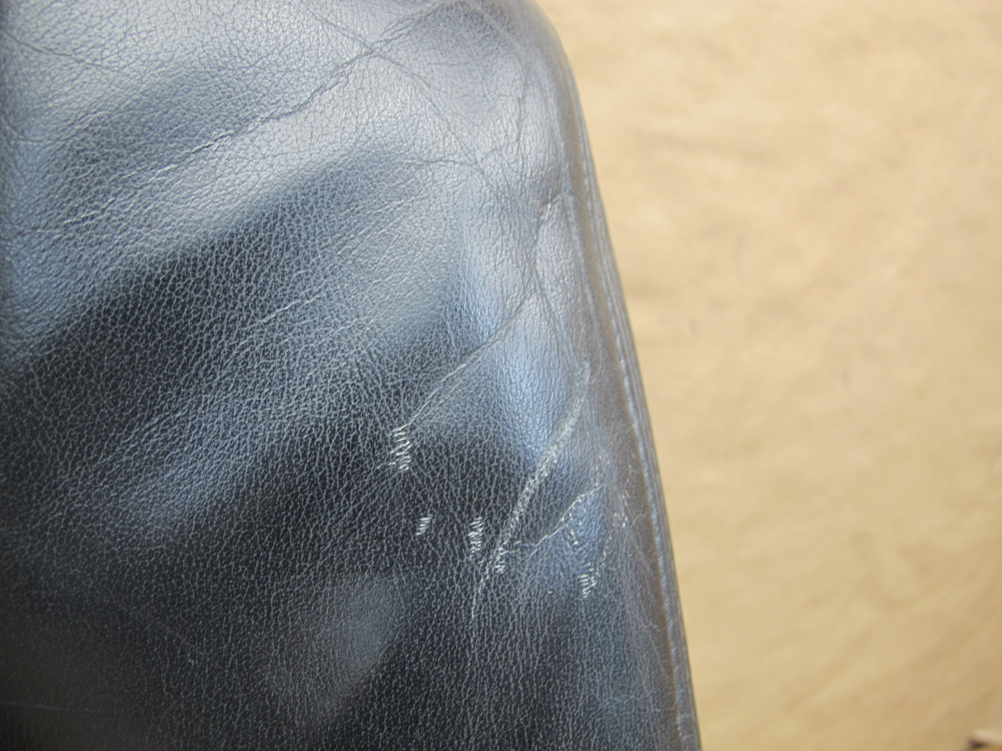 98-00 Lexus LS400 UCF20 Front Right Seat Upper Backrest Leather Cushion OEM