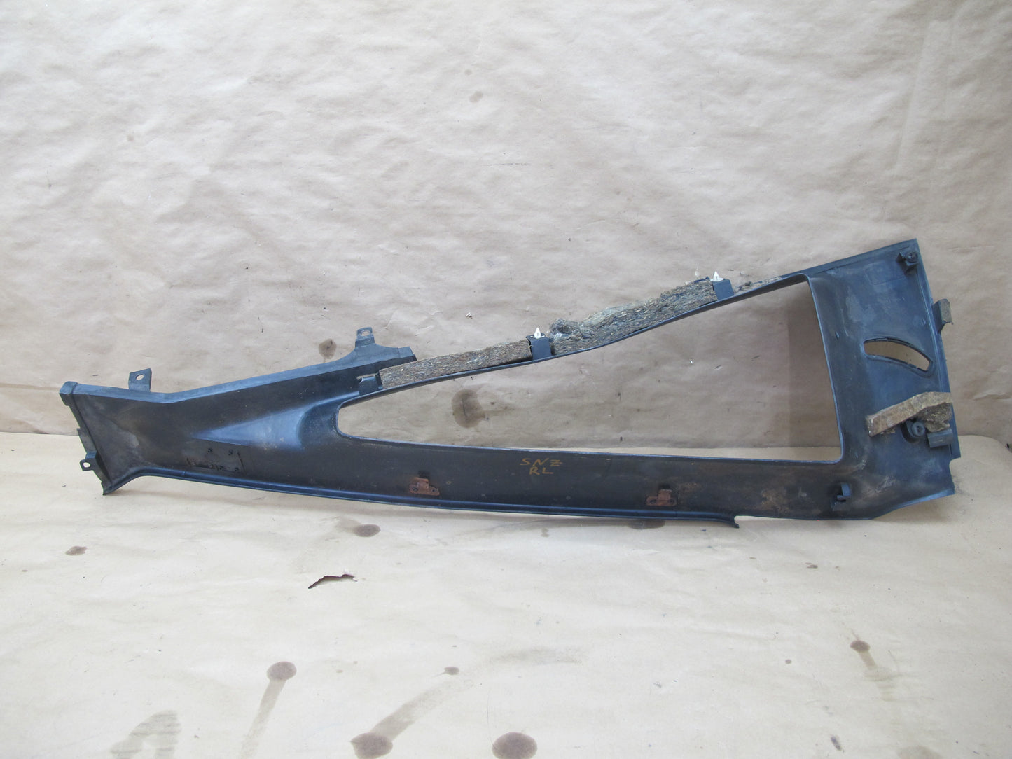 85-89 Nissan Z31 300ZX 2+0 NA Set of 2 Rear Left Right Quarter Window Trim OEM