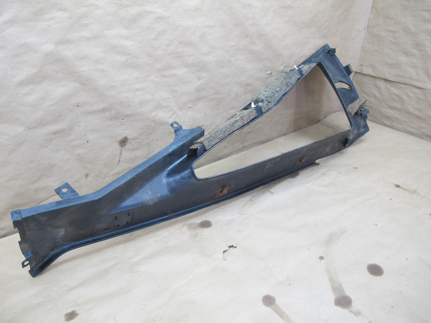 85-89 Nissan Z31 300ZX 2+0 NA Set of 2 Rear Left Right Quarter Window Trim OEM
