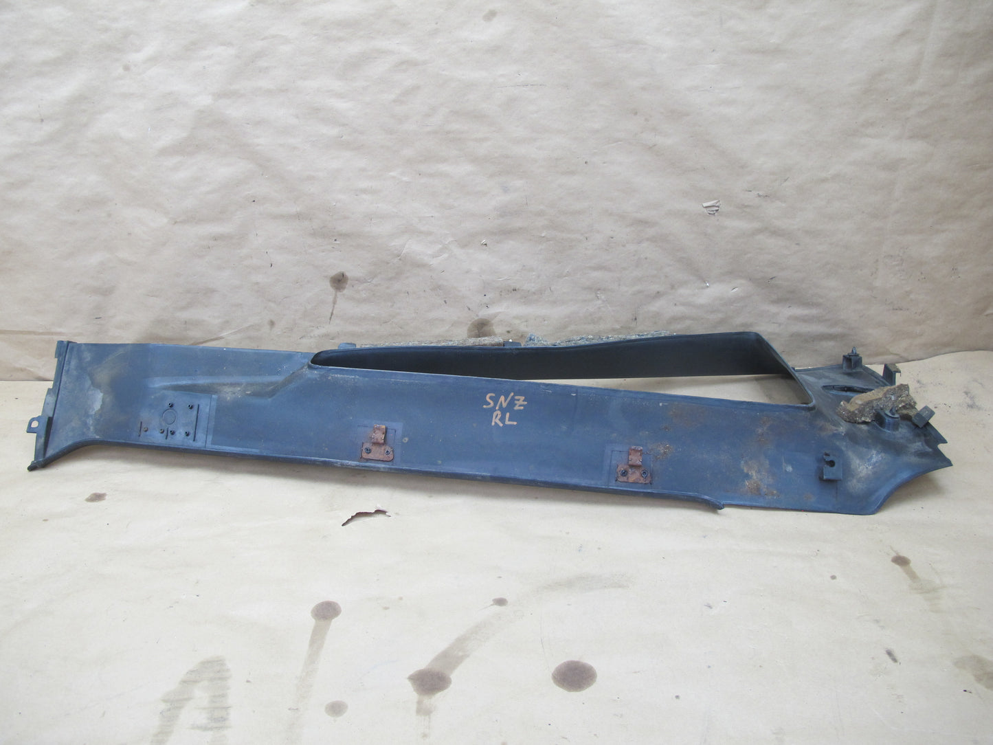 85-89 Nissan Z31 300ZX 2+0 NA Set of 2 Rear Left Right Quarter Window Trim OEM
