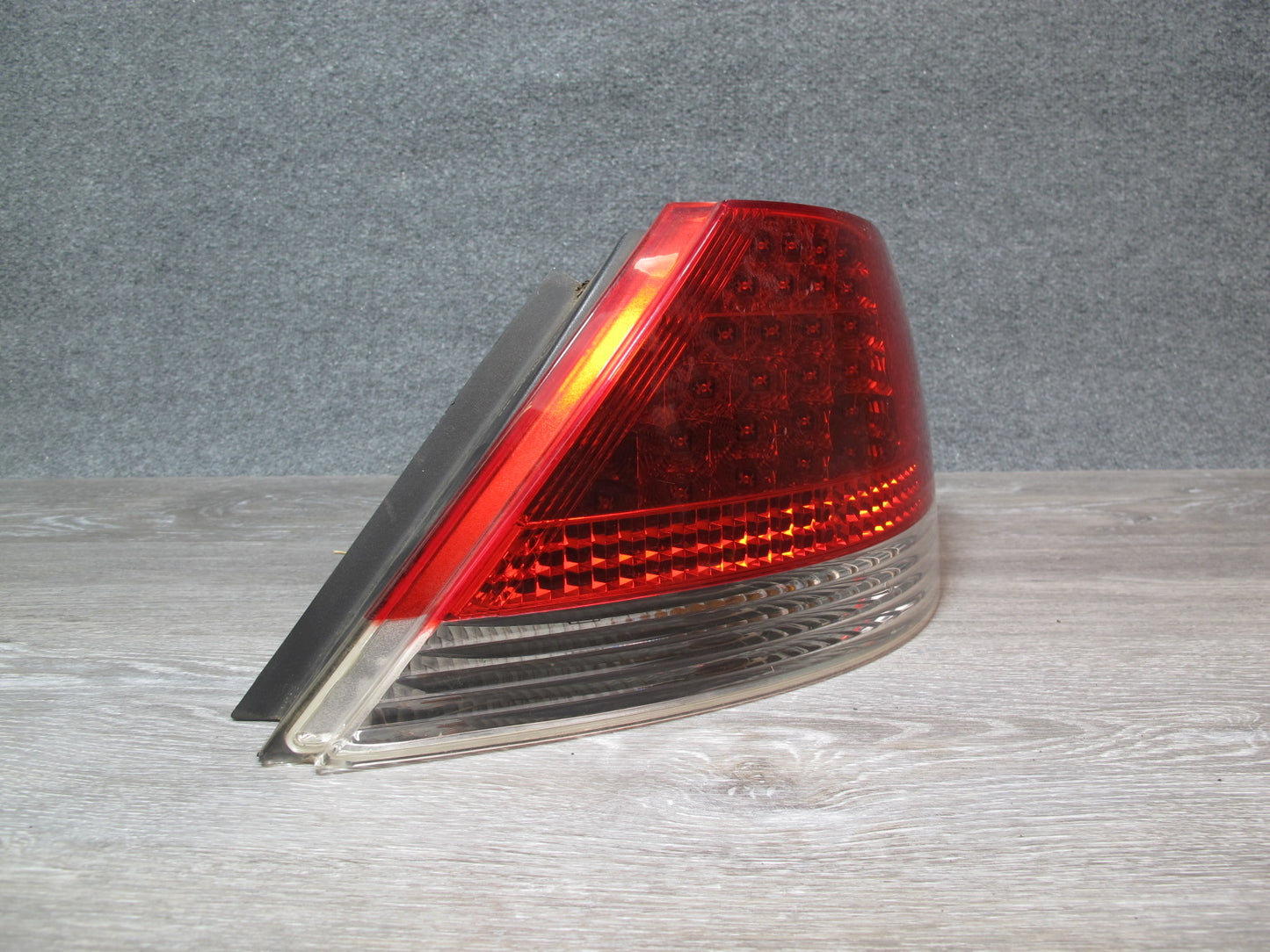 03-05 BMW E65 E66 7-SERIES Rear Right Tail Light Lamp 6911786 OEM