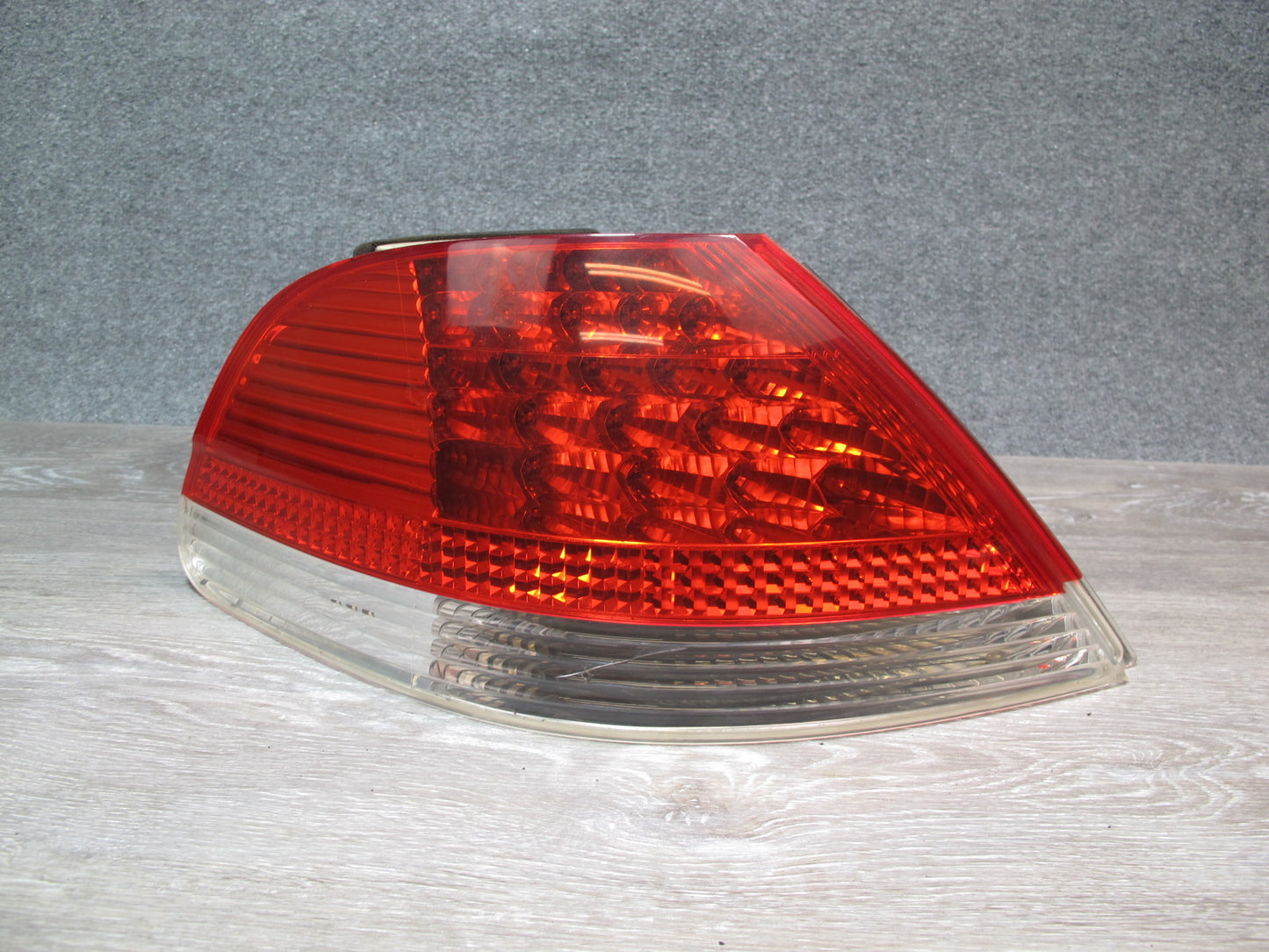 03-05 BMW E65 E66 7-SERIES Rear Left Tail Light Lamp OEM