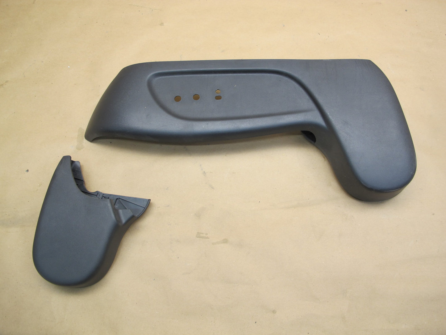 2013-2020 Infiniti JX35 QX60 Front Right Seat Side Trim Cover Panel Set