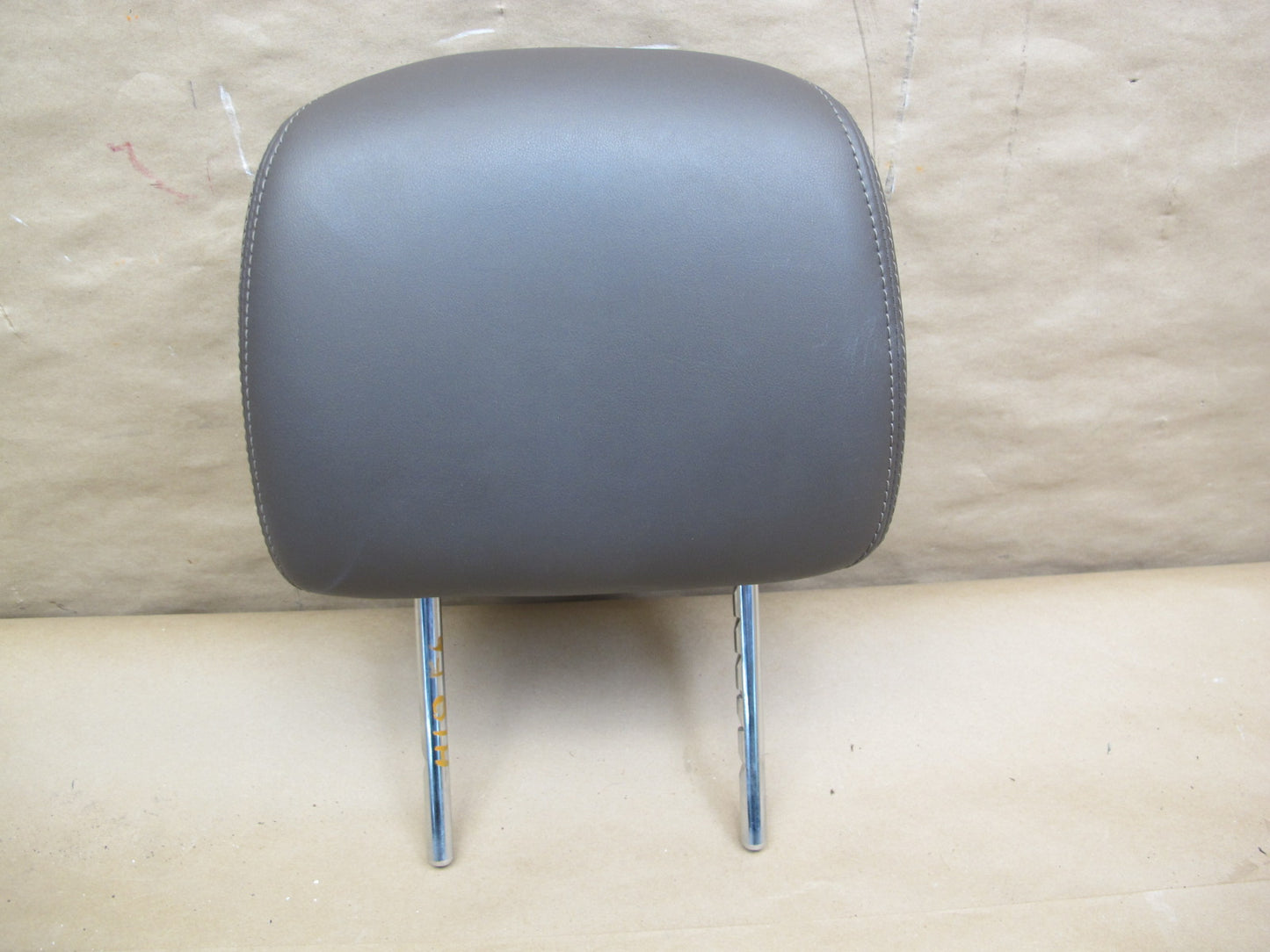 2014-2015 Infiniti QX60 Set of 2 Front Left & Right Leather Headrest