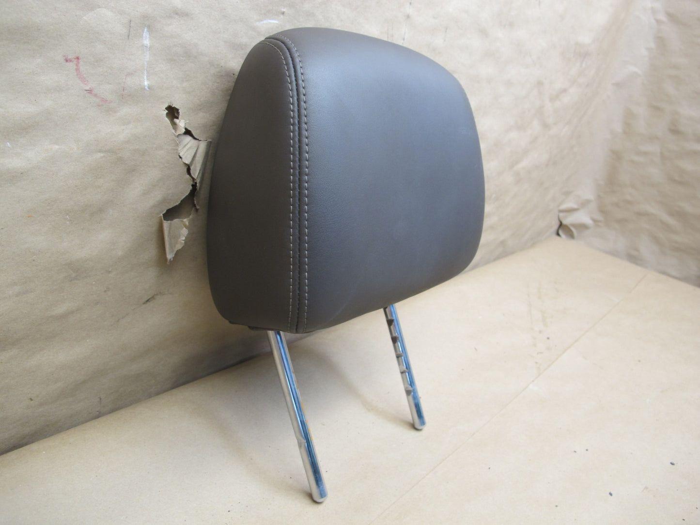 2014-2015 Infiniti QX60 Set of 2 Front Left & Right Leather Headrest