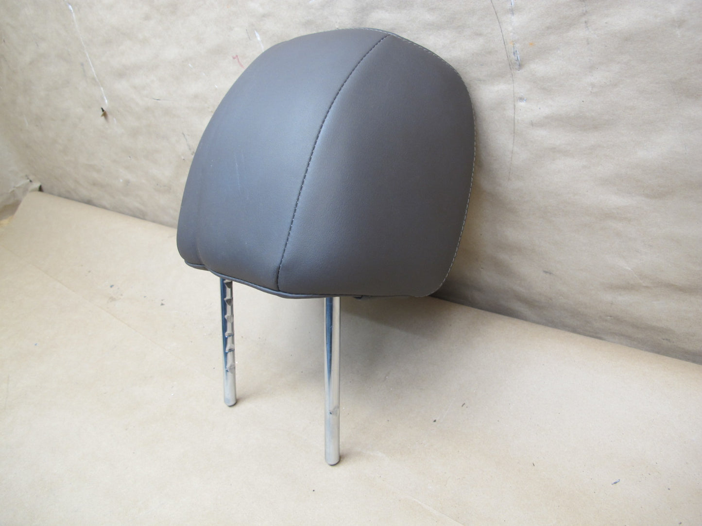 2014-2015 Infiniti QX60 Set of 2 Front Left & Right Leather Headrest