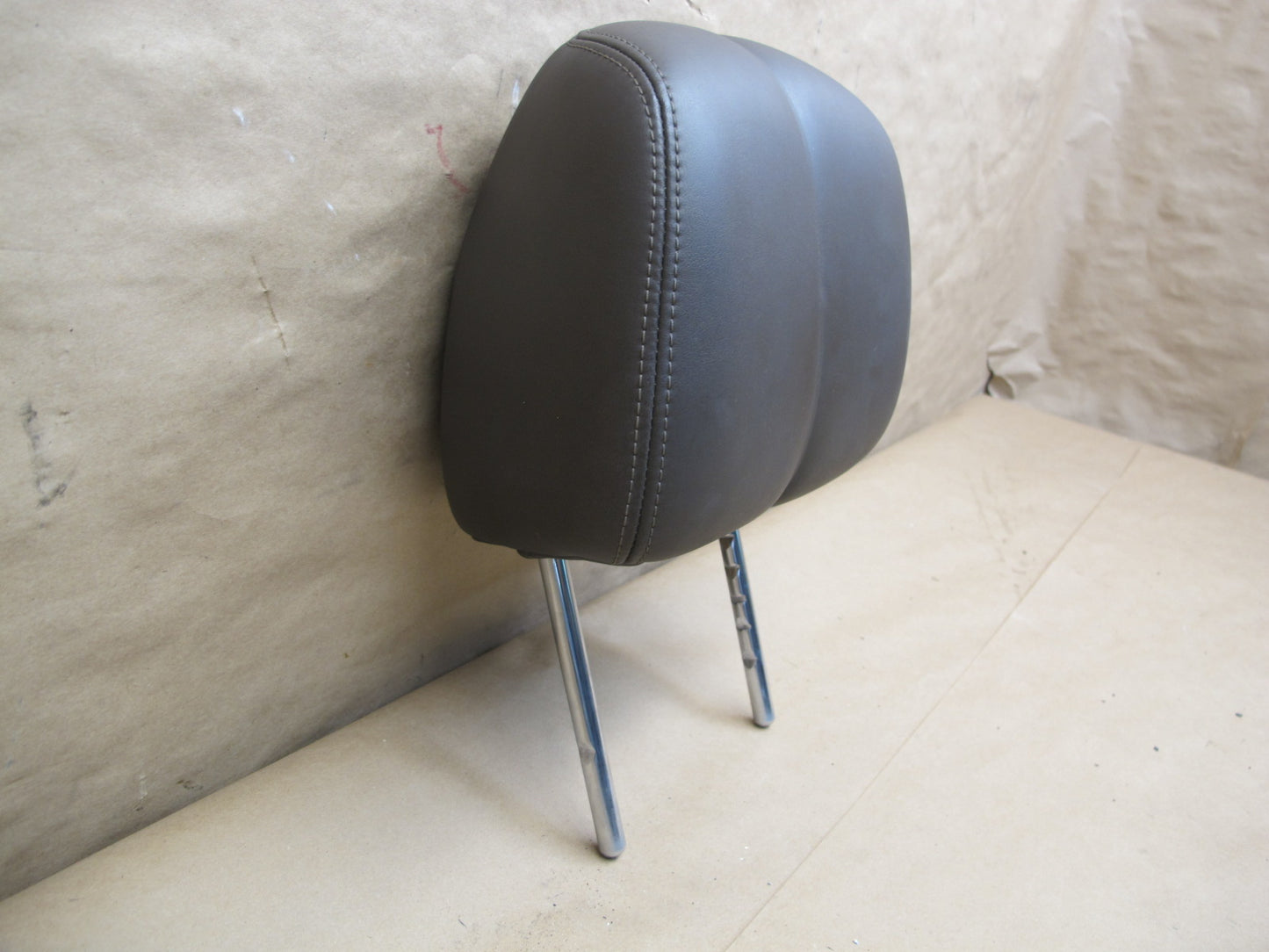 2014-2015 Infiniti QX60 Set of 2 Front Left & Right Leather Headrest