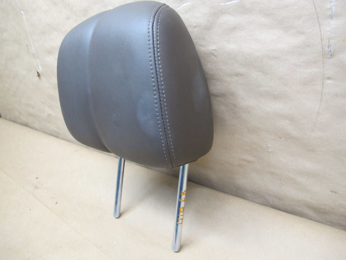 2014-2015 Infiniti QX60 Set of 2 Front Left & Right Leather Headrest