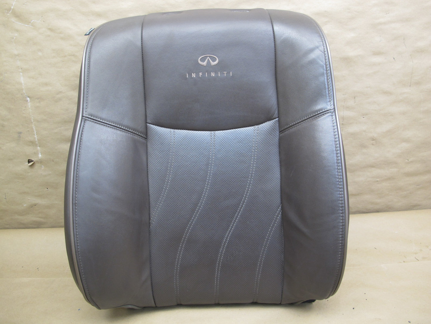 2014-2015 Infiniti QX60 Front Right Seat Upper Backrest Leather Cushion