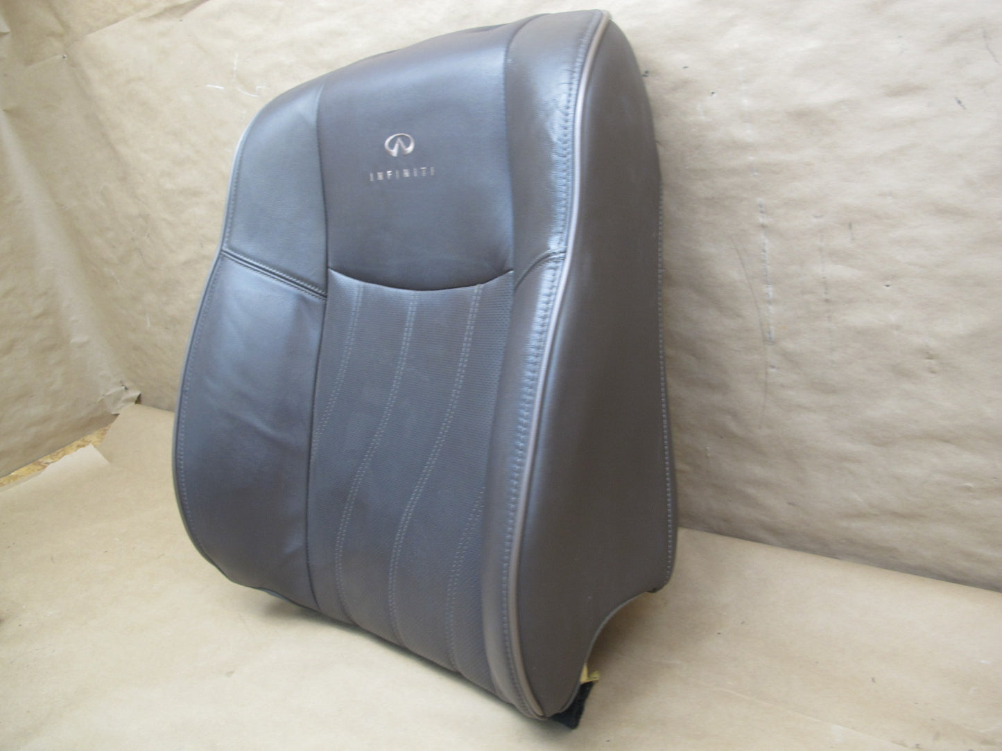 2014-2015 Infiniti QX60 Front Right Seat Upper Backrest Leather Cushion