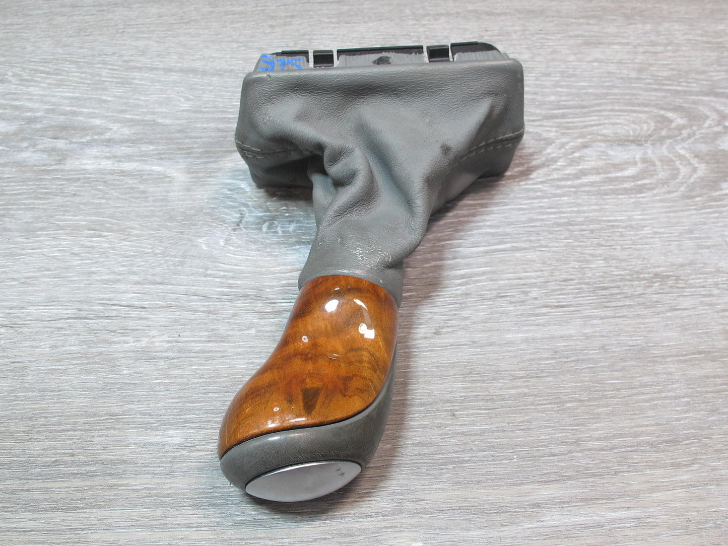 03-04 Mercedes R230 Sl-class A/T Transmission Shifter Knob w Leather Boot OEM