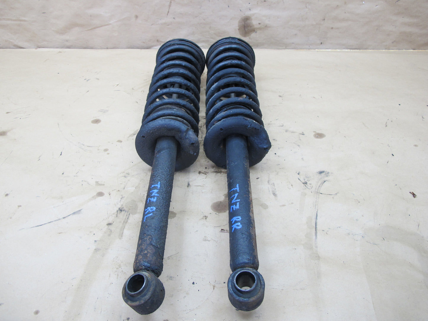 82-83 Datsun Nissan 280ZX S130 2+0 Rear Left Right Strut Shock Spring Set OEM