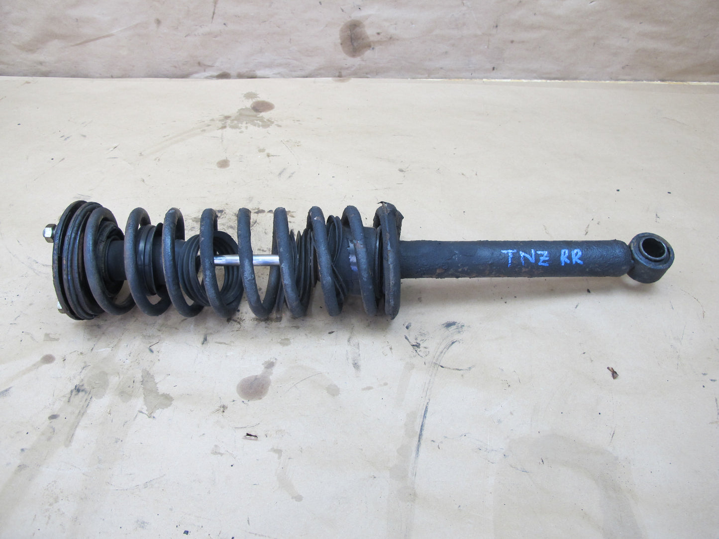 82-83 Datsun Nissan 280ZX S130 2+0 Rear Left Right Strut Shock Spring Set OEM