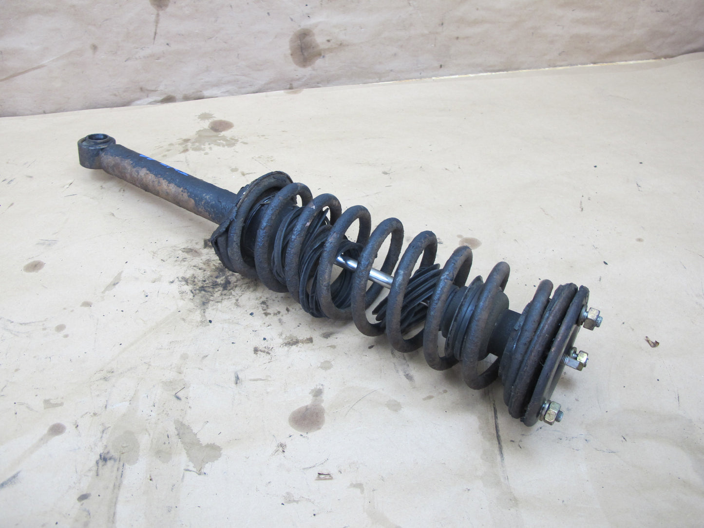 82-83 Datsun Nissan 280ZX S130 2+0 Rear Left Right Strut Shock Spring Set OEM