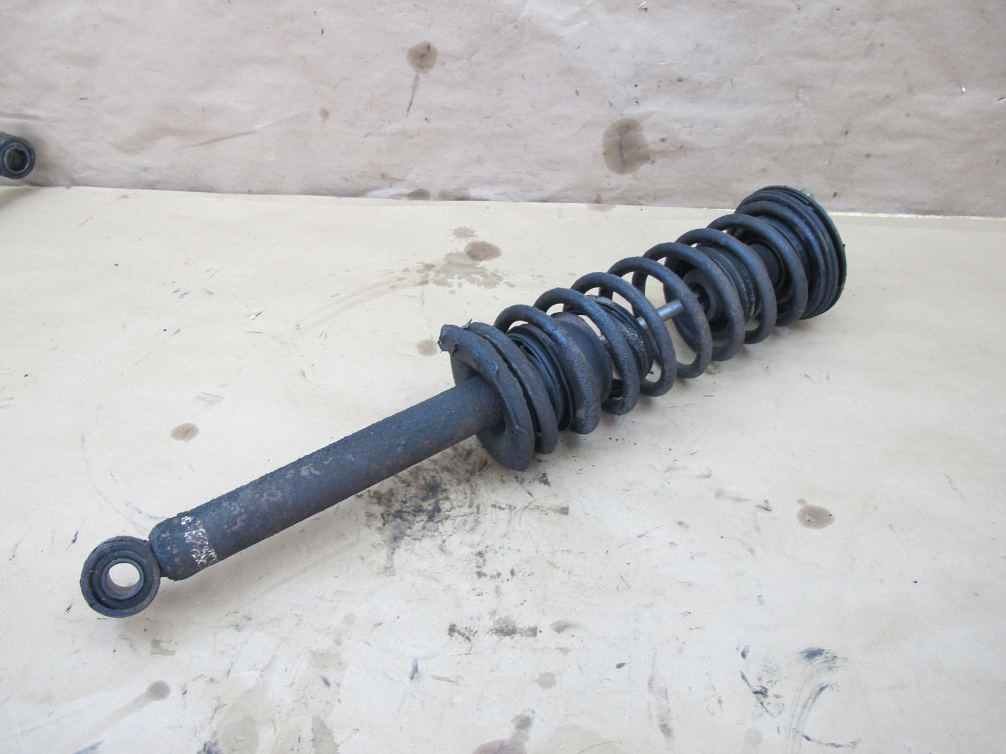 82-83 Datsun Nissan 280ZX S130 2+0 Rear Left Right Strut Shock Spring Set OEM