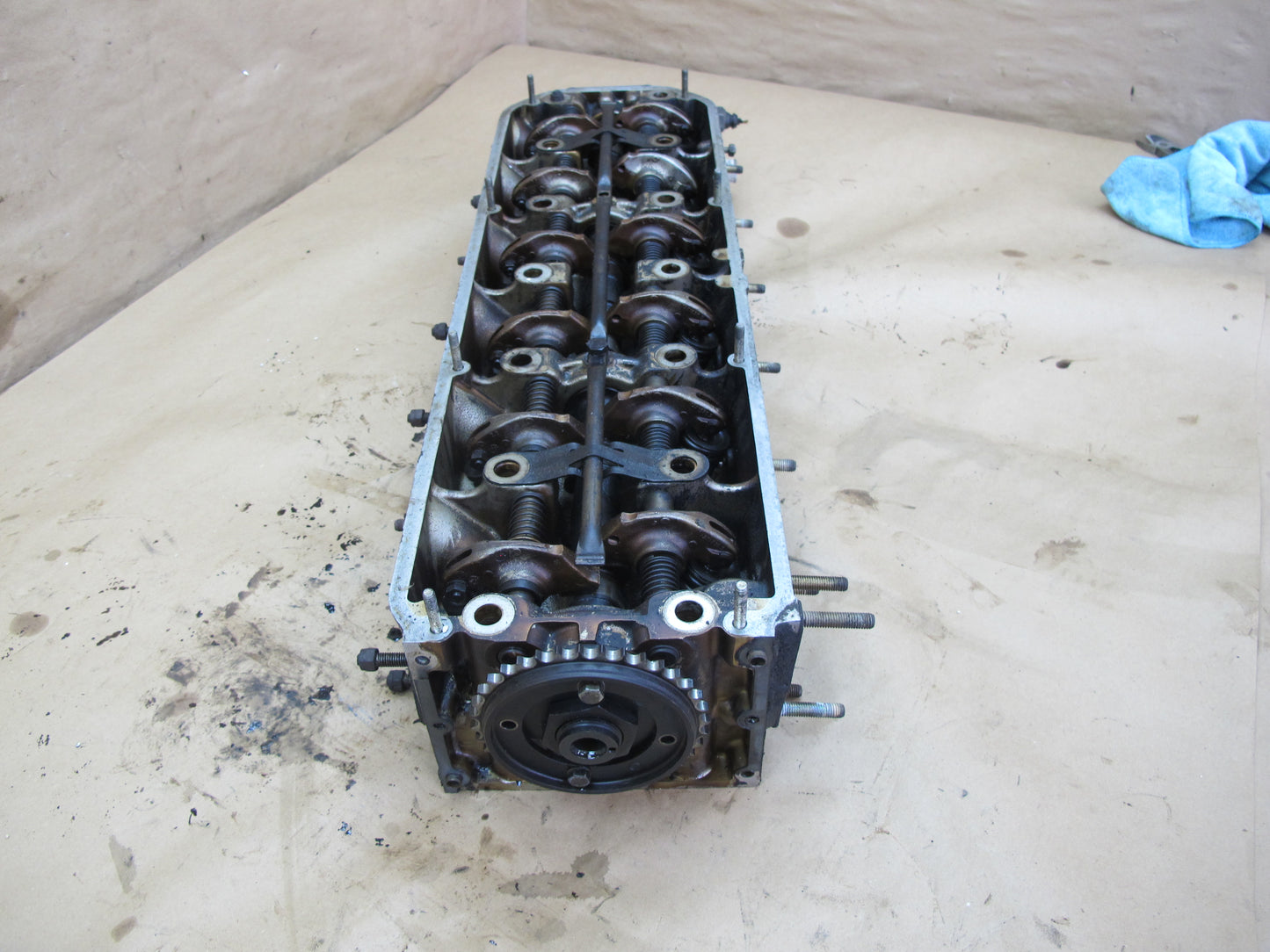 85-87 BMW E23 E28 E24 M30 3.5L Engine Motor Cylinder Head w Camshafts 1288086