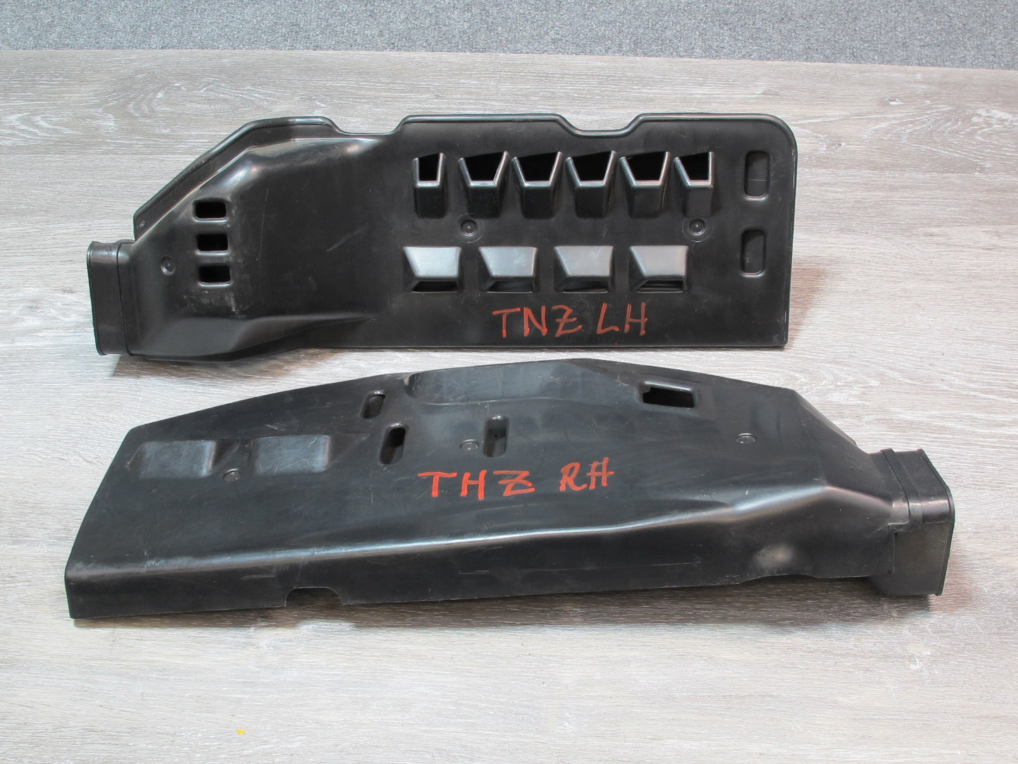 79-83 Datsun Nissan 280ZX S130 Dash Left Right Lower A/C Air Vent Duct Set OEM